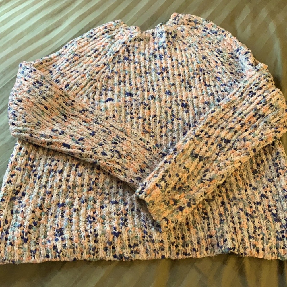 Knitted sweather
